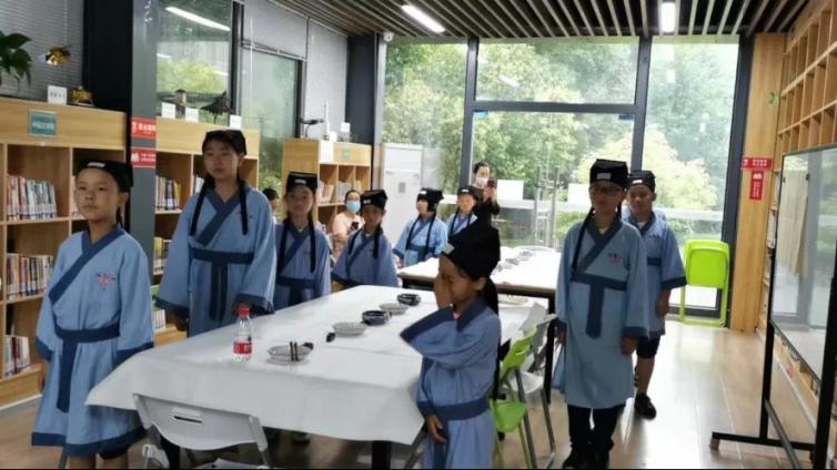 【社区教育示范基地   世纪城街道】盛夏习国学 暑期促成长 ——世纪城街道“国学教育”暑期班正式开班